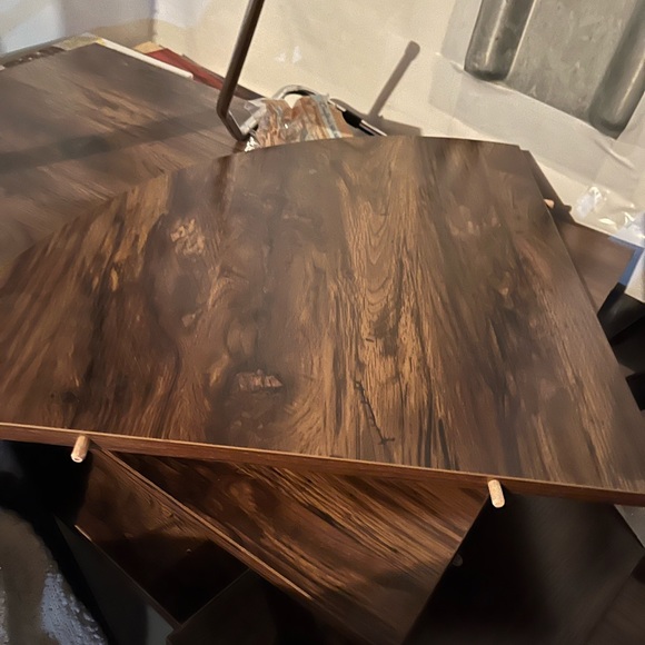 L shaped Desk - Picture 2 of 4